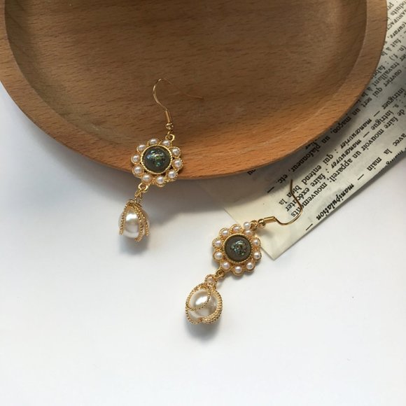 ❤️‍🔥𝕤𝕒𝕝𝕖❤️‍🔥 crystal baroque pearls earrings - Picture 3 of 13